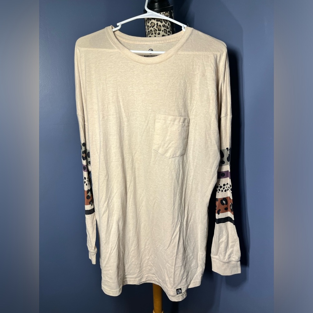 MarleyLilly‎ Long Sleeve Animal Print Top